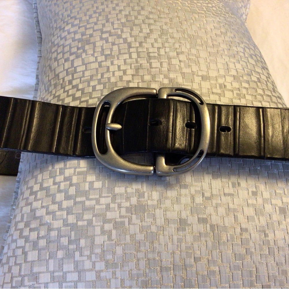 Bugatti men’s leather belt size 38 to 40